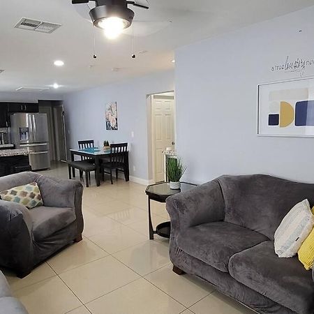 K - Fully Remodeled And Professionally Decorated Las Vegas Extérieur photo